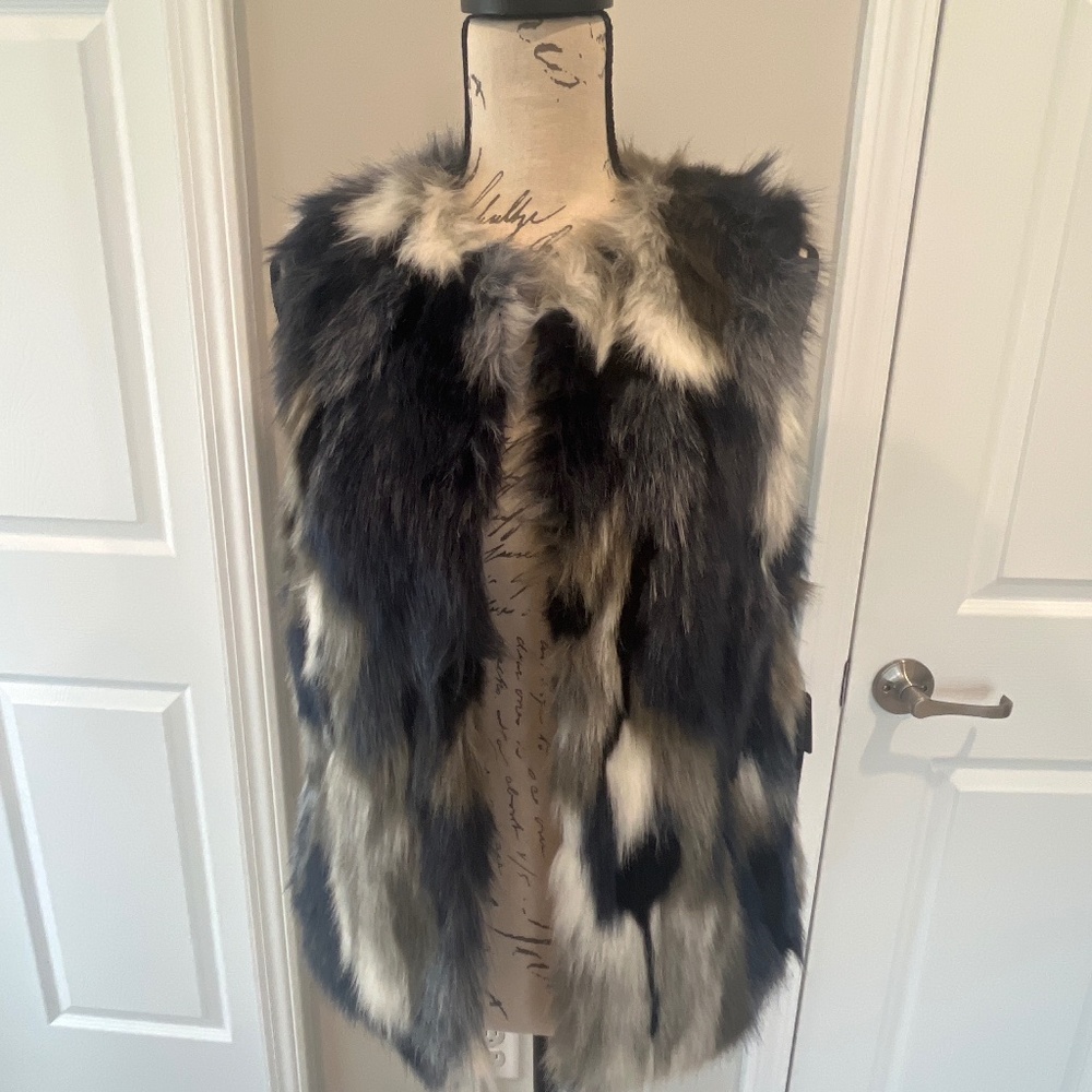 Fur vest